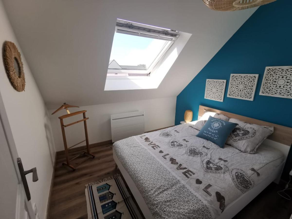 Appartement dans maison neuve cosy avec terrasse 5 mn de Bayeux et 10 mn plage du débarquement Sommervieu Exterior foto