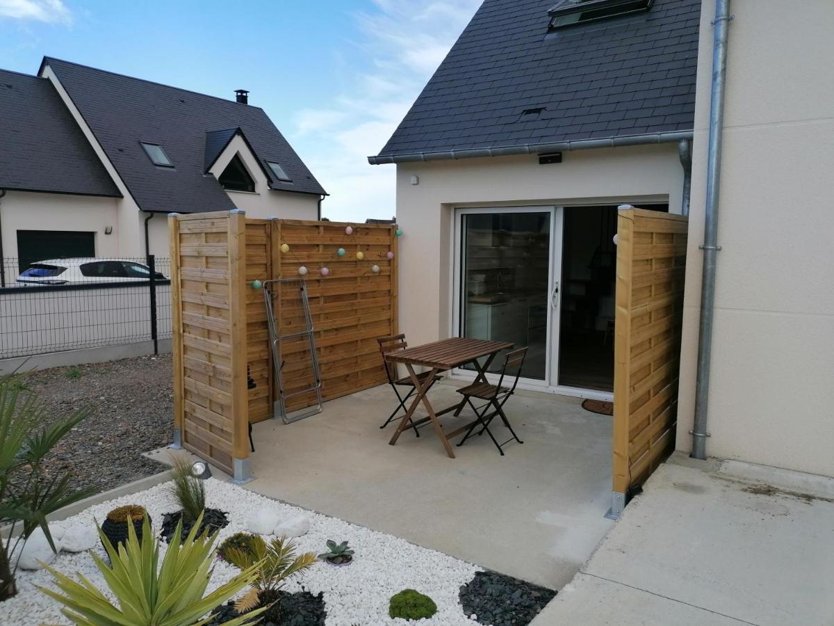 Appartement dans maison neuve cosy avec terrasse 5 mn de Bayeux et 10 mn plage du débarquement Sommervieu Exterior foto