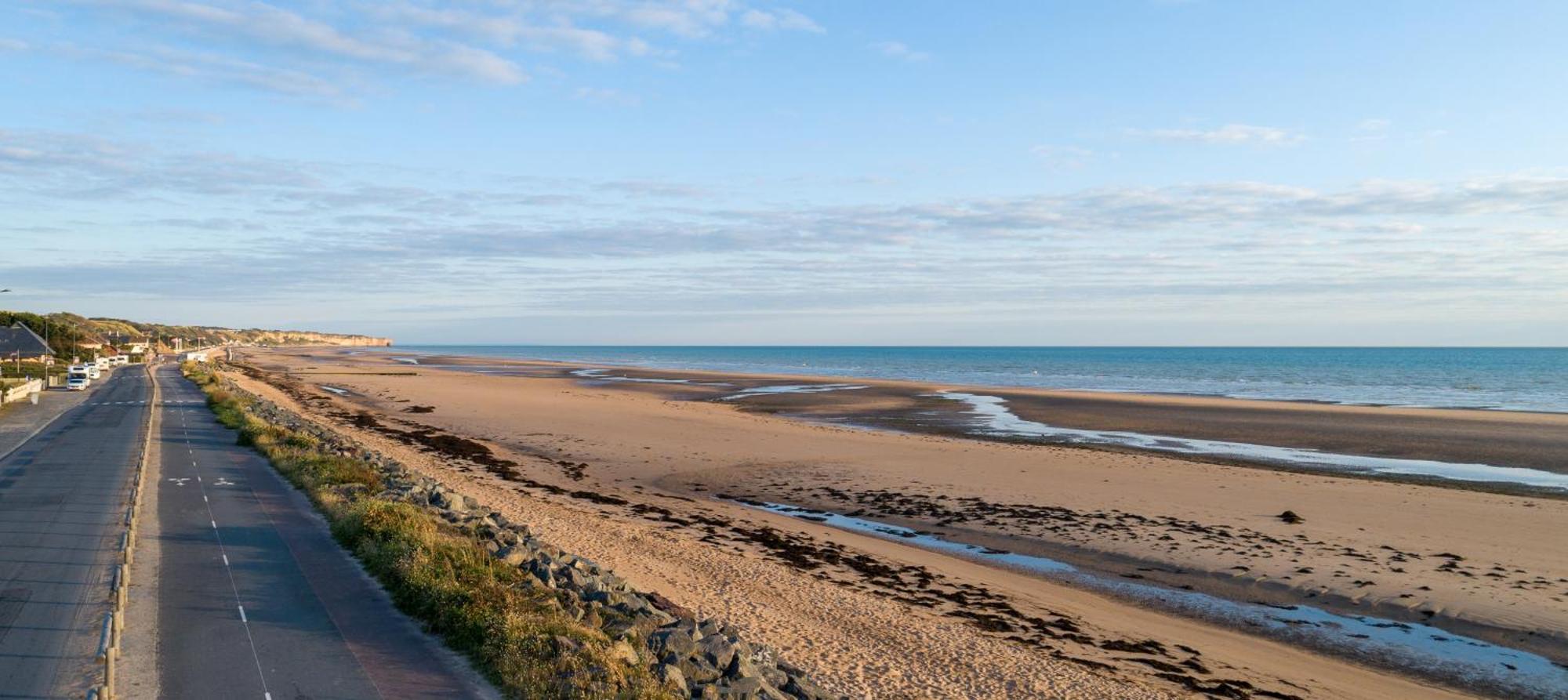 Appartement dans maison neuve cosy avec terrasse 5 mn de Bayeux et 10 mn plage du débarquement Sommervieu Exterior foto